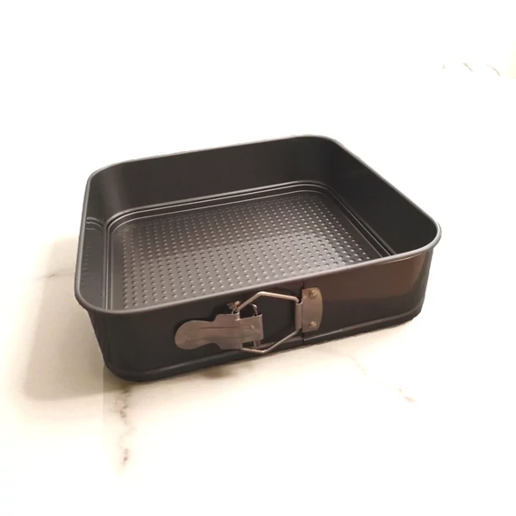 Teflon Bevonatú Szögletes Kapcsos Tortaforma - 28 cm