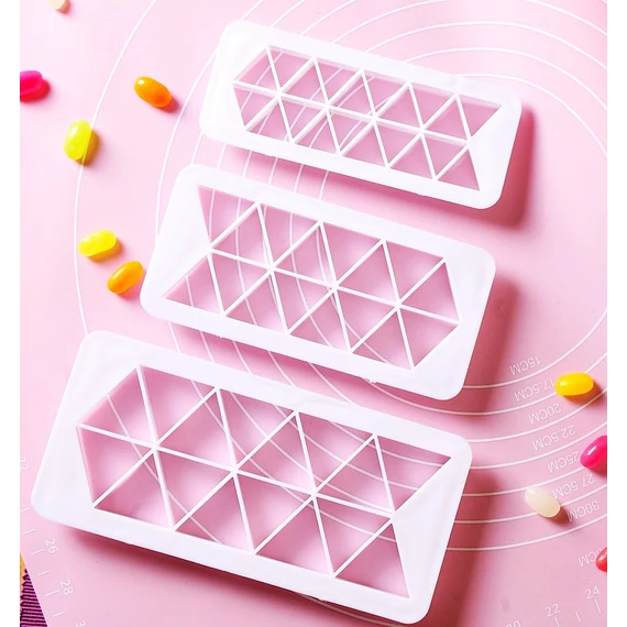 haromszog fondant kiszuro