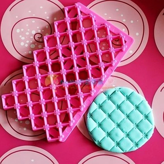 fondant mintázó rácsos virágos
