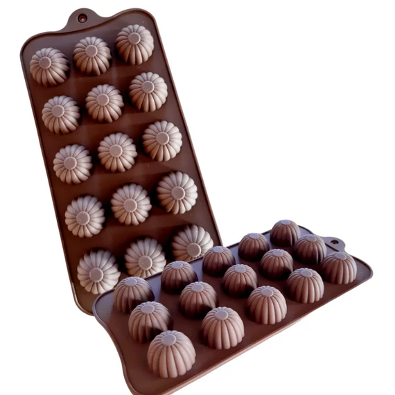 Virág alakú, szilikon bonbon forma, 15 adagos